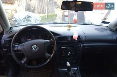 Лифтбек Skoda Superb 2002 в 