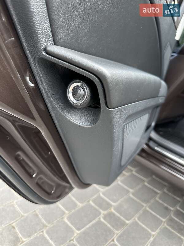 Лифтбек Skoda Superb 2013 в Харькове