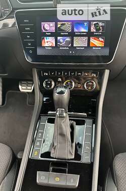 Универсал Skoda Superb 2018 в 