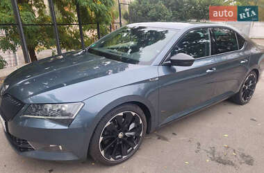 Лифтбек Skoda Superb 2019 в Киеве