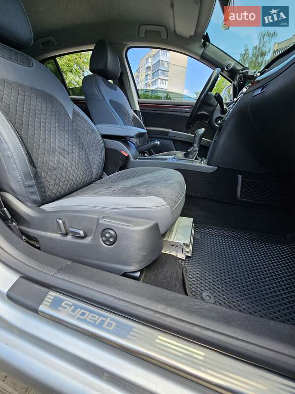 Лифтбек Skoda Superb 2012 в Виннице