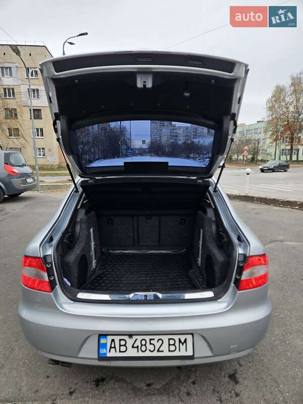 Лифтбек Skoda Superb 2012 в Виннице