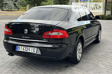 Лифтбек Skoda Superb 2012 в Полтаве