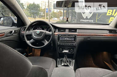 Лифтбек Skoda Superb 2012 в Полтаве