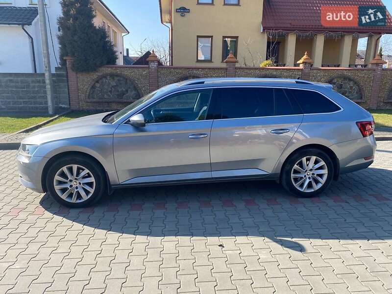 Универсал Skoda Superb 2015 в Луцке