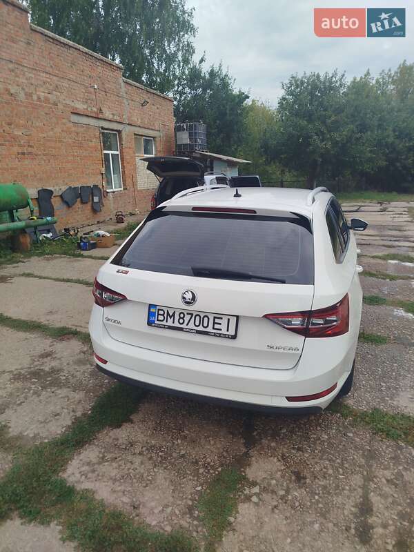 Универсал Skoda Superb 2015 в Сумах