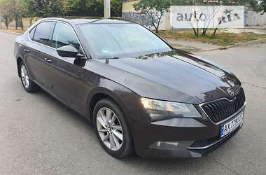 Лифтбек Skoda Superb 2017 в Харькове