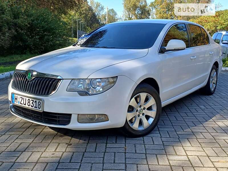 Ліфтбек Skoda Superb 2012 в Дрогобичі