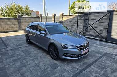 Универсал Skoda Superb 2020 в Луцке