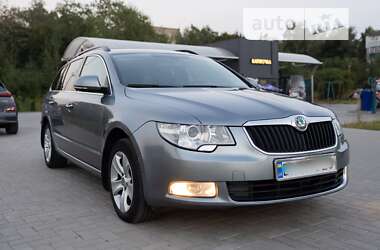 Ліфтбек Skoda Superb 2012 в Хмельницькому