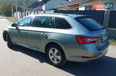 Универсал Skoda Superb 2016 в 