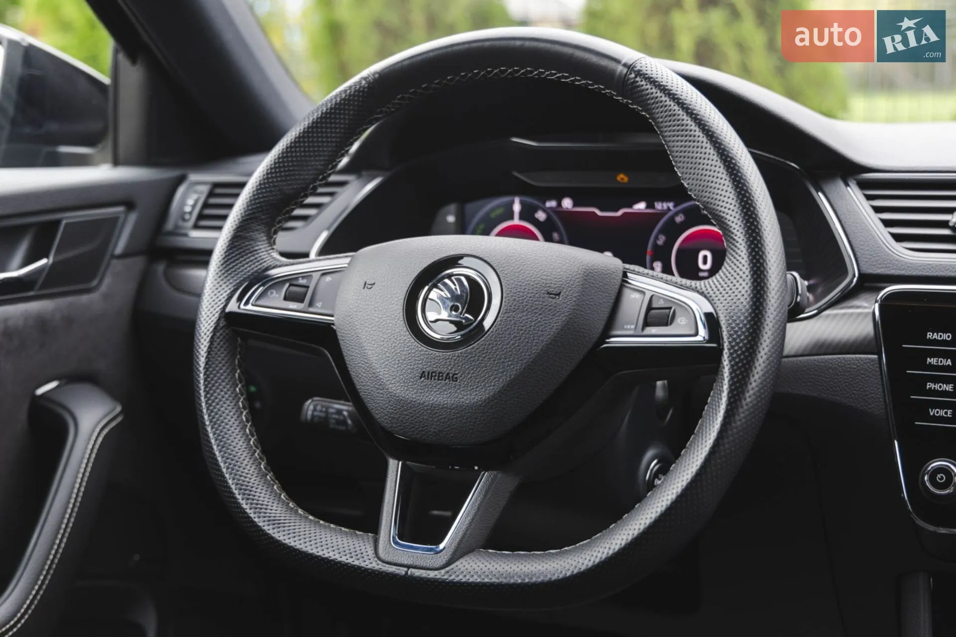 2020 Skoda Superb - мініатюра 21