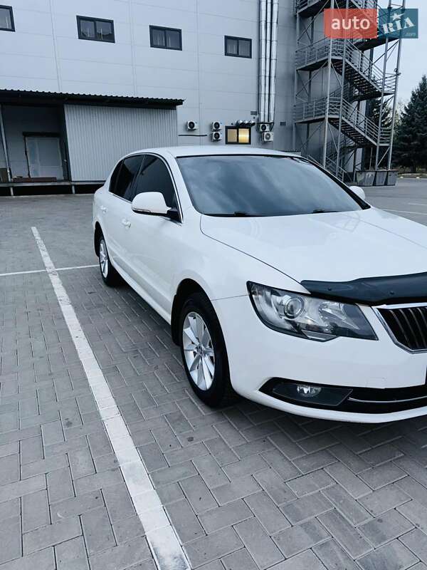 Ліфтбек Skoda Superb 2013 в Краматорську