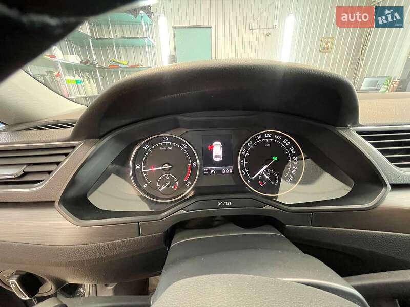 Универсал Skoda Superb 2018 в Тернополе