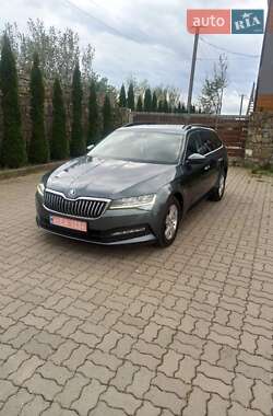 Универсал Skoda Superb 2020 в Стрые