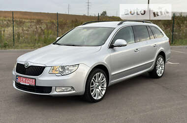 Универсал Skoda Superb 2012 в Ровно