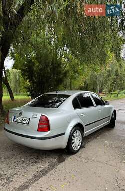 Лифтбек Skoda Superb 2007 в 