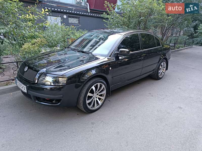 Лифтбек Skoda Superb 2006 в Днепре