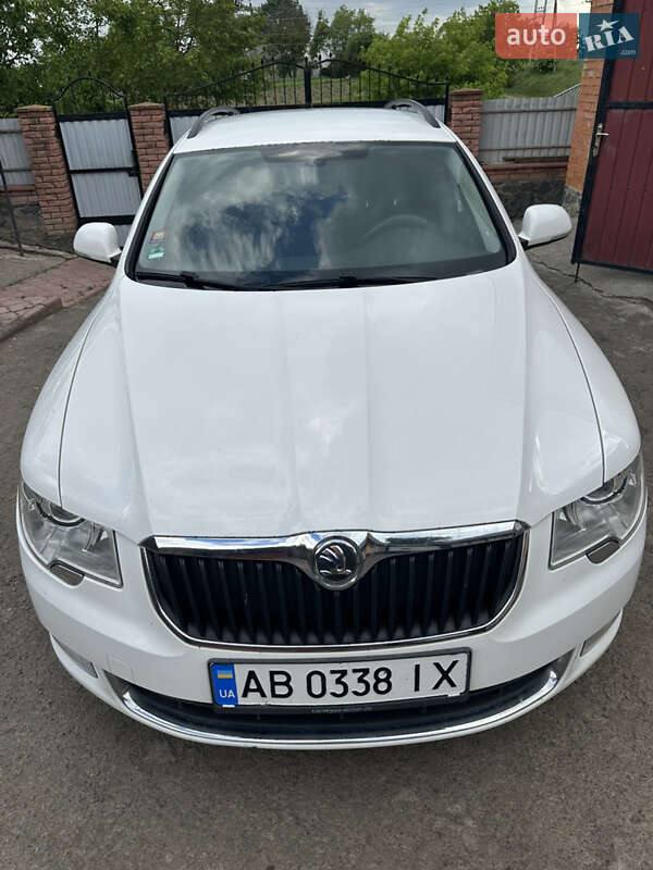 Универсал Skoda Superb 2010 в Виннице