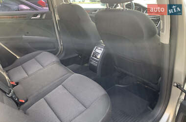 Лифтбек Skoda Superb 2012 в 