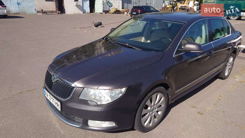 Ліфтбек Skoda Superb 2009 в Києві