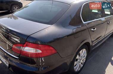 Лифтбек Skoda Superb 2009 в 