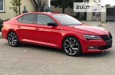 Лифтбек Skoda Superb 2017 в Луцке