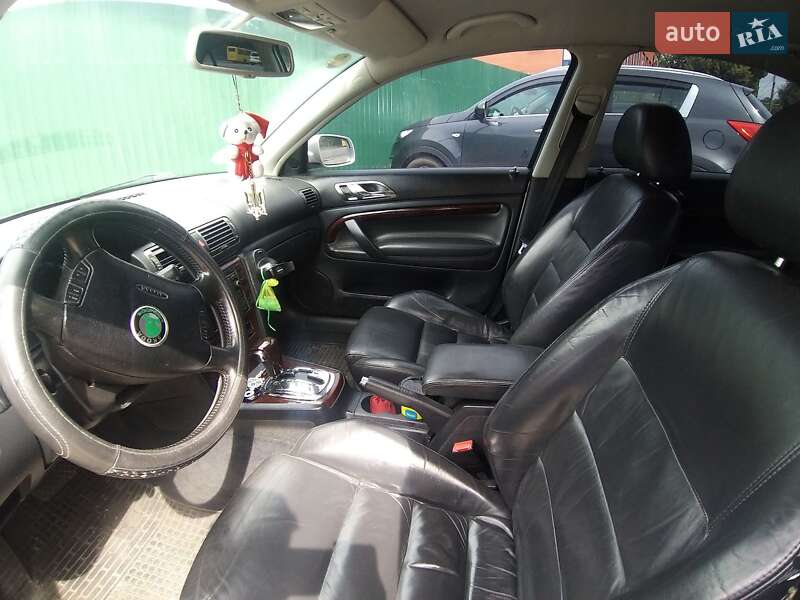 Лифтбек Skoda Superb 2004 в Киеве