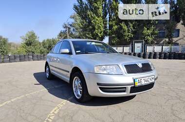 Лифтбек Skoda Superb 2003 в Каменском