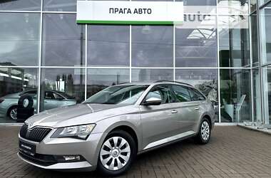 Универсал Skoda Superb 2016 в Киеве