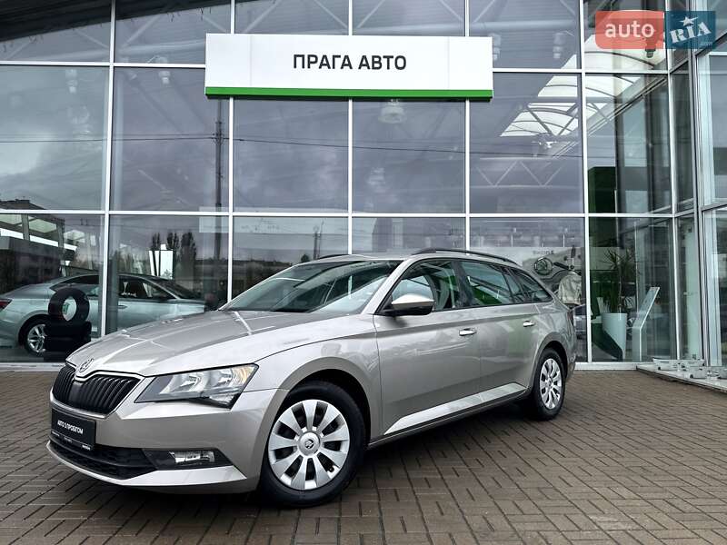 Універсал Skoda Superb 2016 в Києві