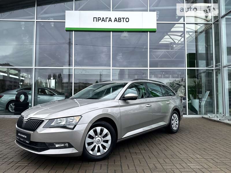 Skoda Superb 2016