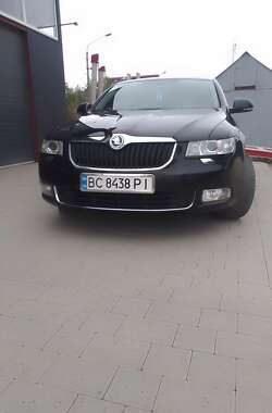 Ліфтбек Skoda Superb 2011 в Самборі