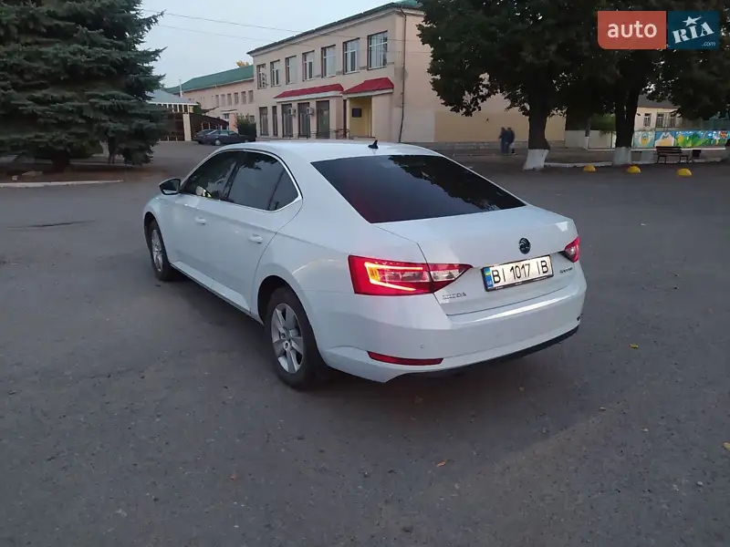 Skoda Superb 2017 VIN TMBAL4NP8JB300108 фото оголошення 16 з 53