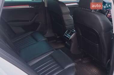 Универсал Skoda Superb 2019 в 