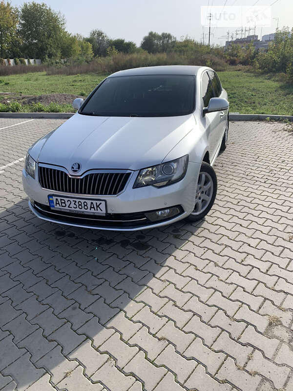 Ліфтбек Skoda Superb 2015 в Вінниці
