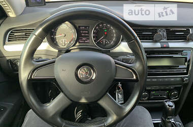 Лифтбек Skoda Superb 2015 в 