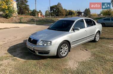 Ліфтбек Skoda Superb 2002 в Валках