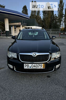 Універсал Skoda Superb 2012 в Житомирі