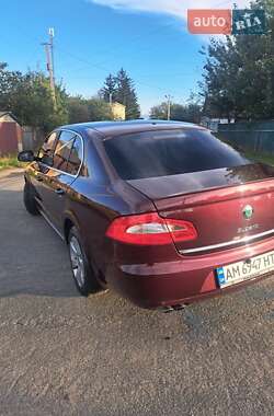 Універсал Skoda Superb 2012 в 