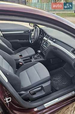 Універсал Skoda Superb 2012 в 