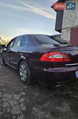 Універсал Skoda Superb 2012 в 