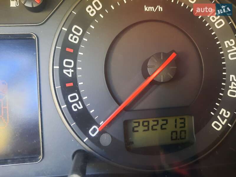 Лифтбек Skoda Superb 2006 в Фастове