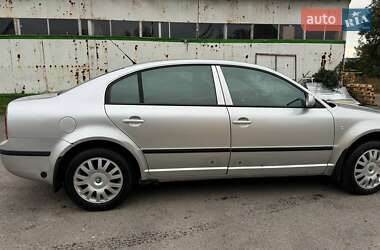 Ліфтбек Skoda Superb 2006 в Фастові