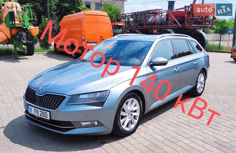 Универсал Skoda Superb 2017 в 