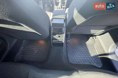 Лифтбек Skoda Superb 2014 в 