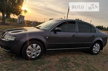 Лифтбек Skoda Superb 2004 в Кривом Роге