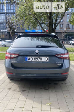 Универсал Skoda Superb 2017 в 