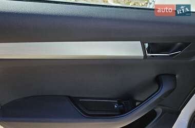 Лифтбек Skoda Superb 2016 в 