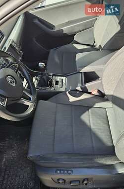 Лифтбек Skoda Superb 2016 в 